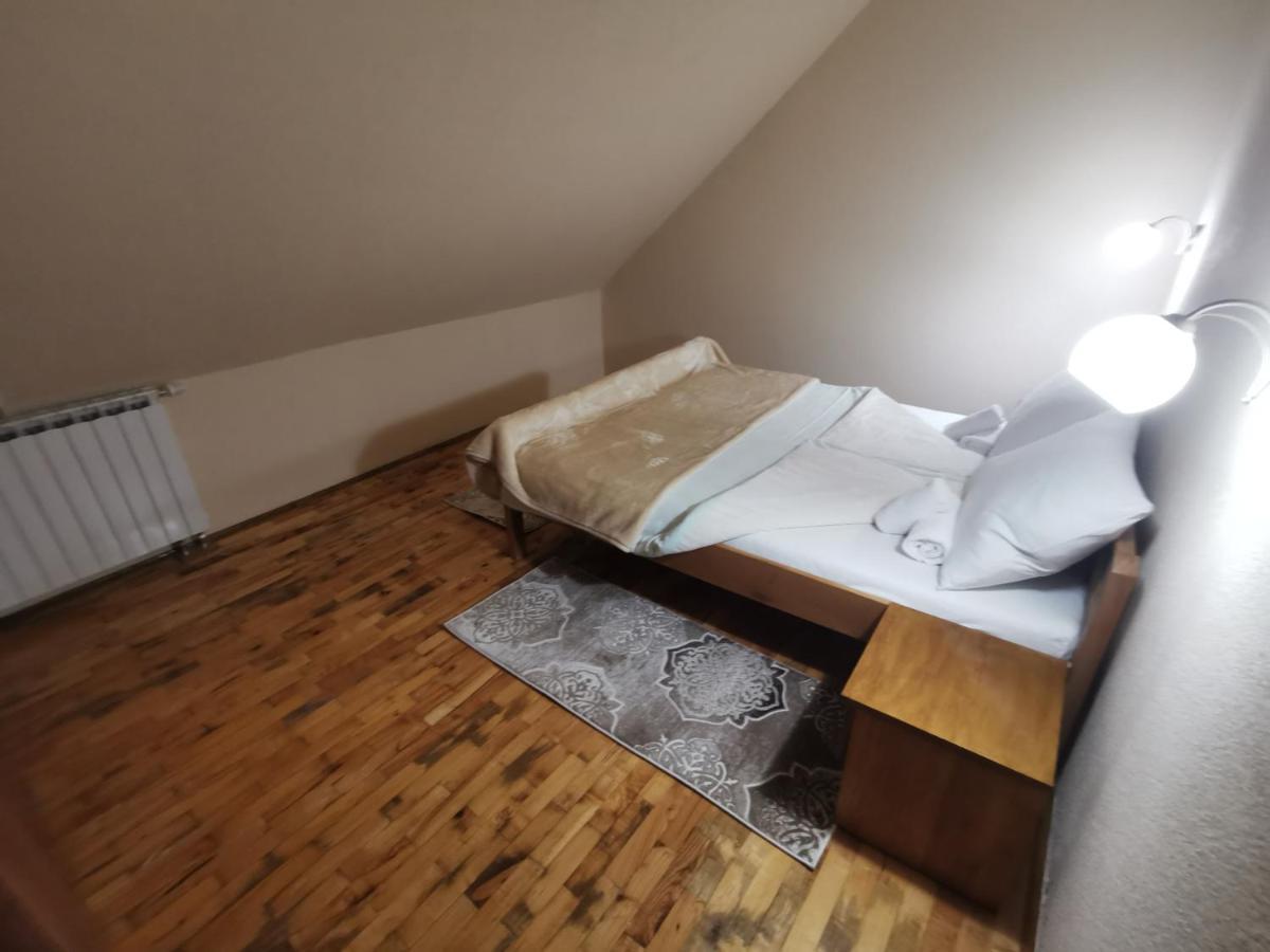 Hotel Gacka Otocac Ngoại thất bức ảnh