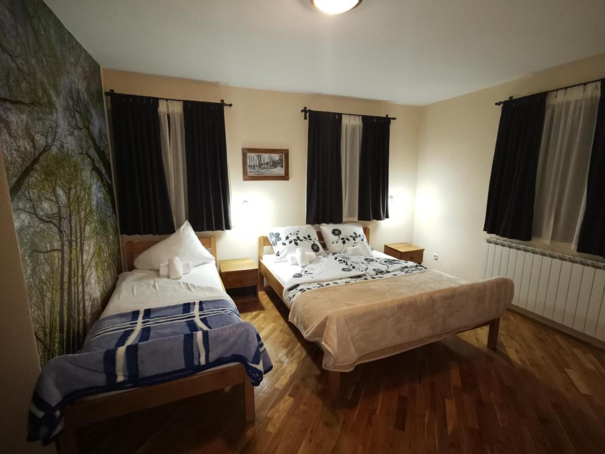 Hotel Gacka Otocac Ngoại thất bức ảnh